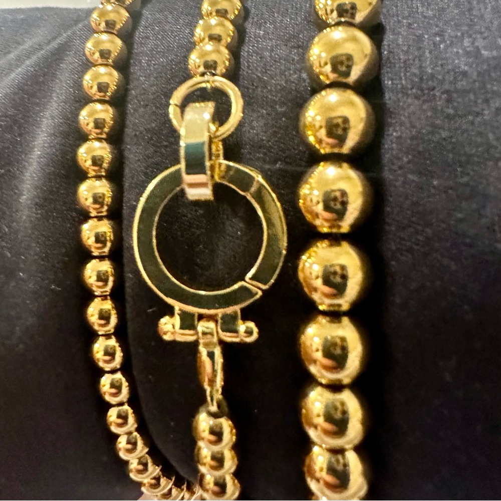 Gold Beaded Bracelet - Picture 3 of 4